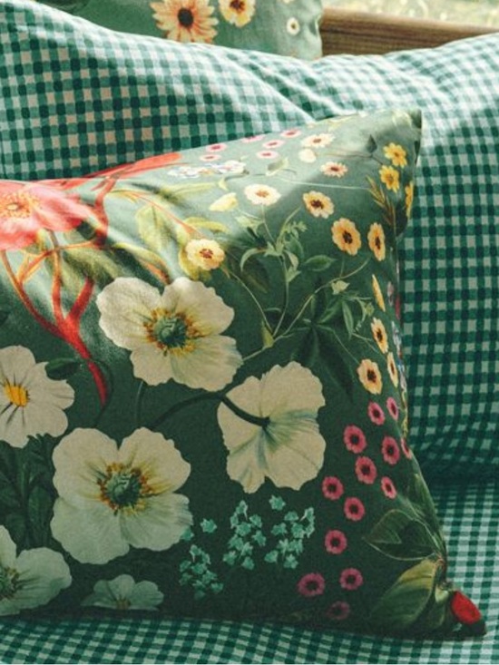 Anthropologie Other - Anthropologie Organic Cotton Printed Sateen Standard Botanica Shams